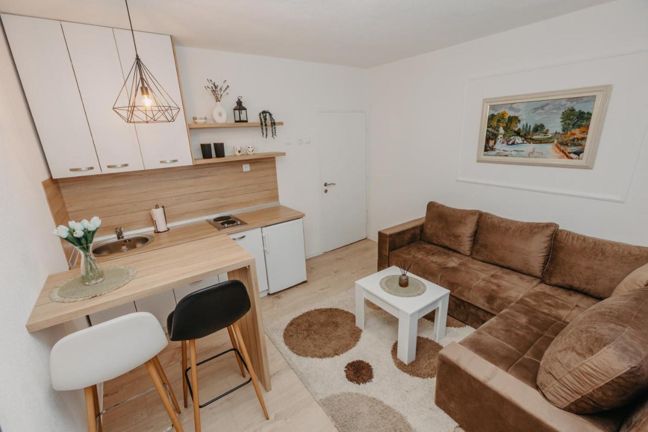 Stan Na Dan Flora Nevesinje Appartement Buitenkant foto